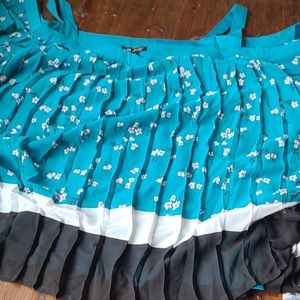 EUC Ladies Lane Bryant blouse size 24